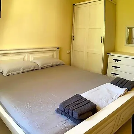 Summer Breeze Park Apartment, Santa Marina Village,