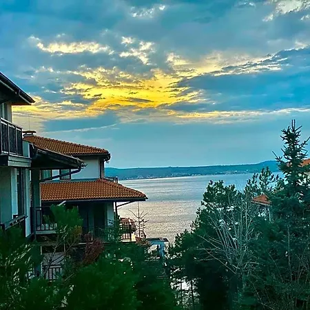 Summer Breeze Park Apartment, Santa Marina Village, Sozopol